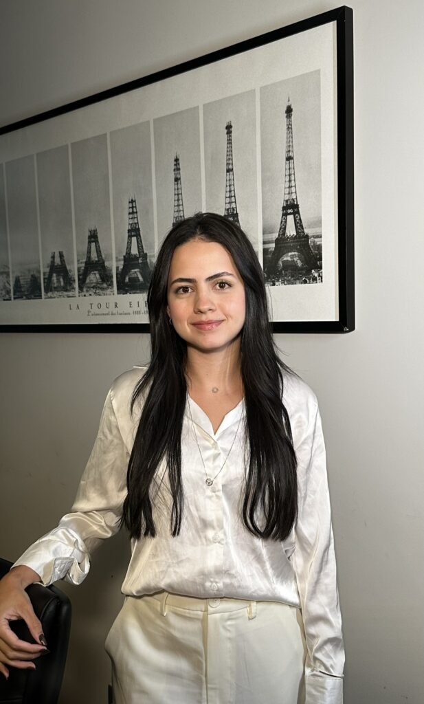 isabella-advogada- escritorio-advocacia-tributario-empresarial-trabalhista-adminstrativo-compliance-belo-horizonte-minas-gerais-brasil